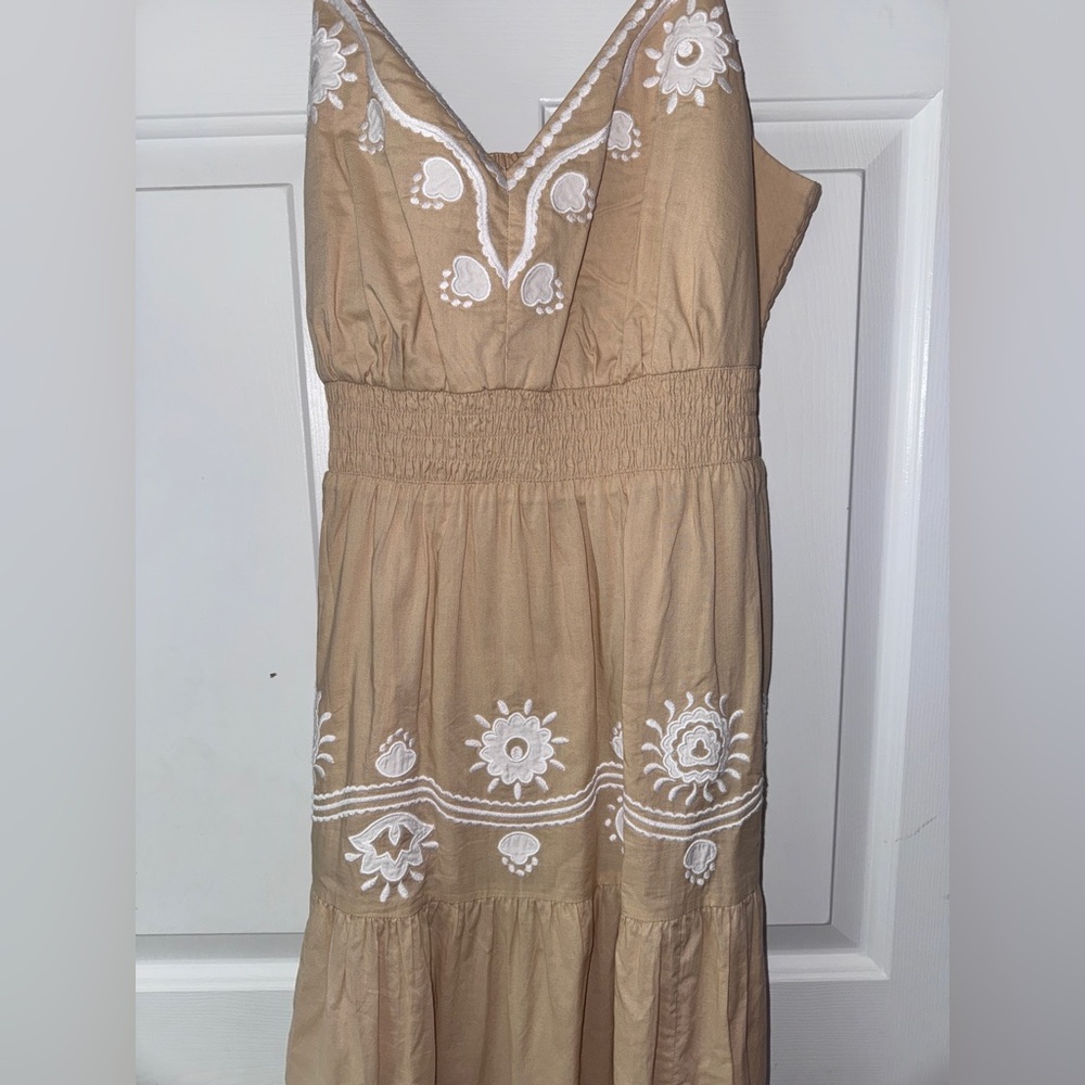Lilly Pulitzer Tan Maxi Dress with White Embroidery - Picture 3 of 4